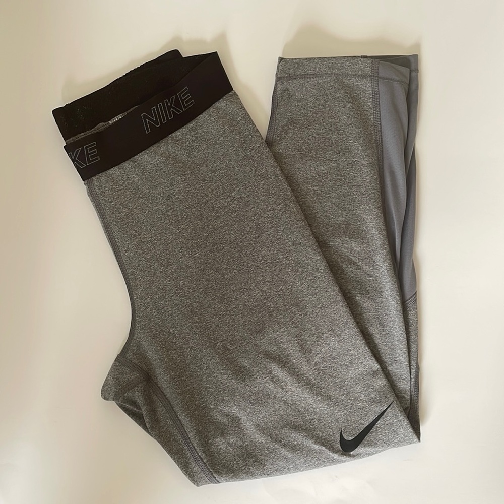 NIKE DRI FIT Capri Spandex Med